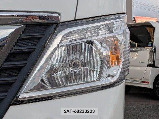 Nissan NV350 Caravan 2018-10 6015370-20