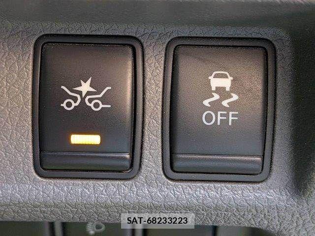 Nissan NV350 Caravan 2018-10 6015370-5