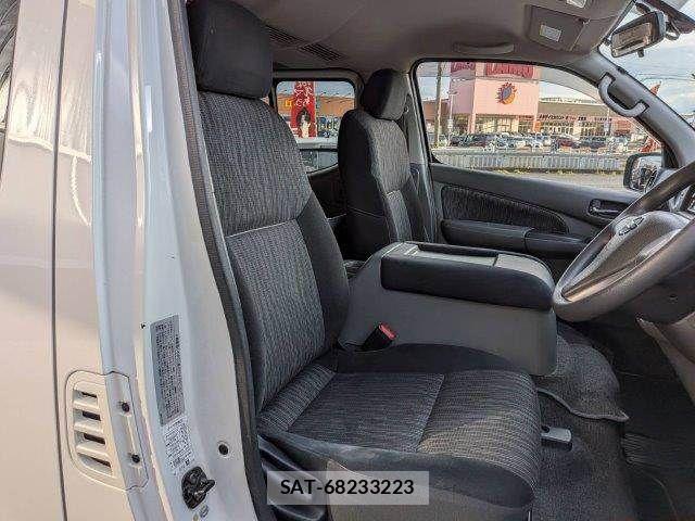 Nissan NV350 Caravan 2018-10 6015370-6