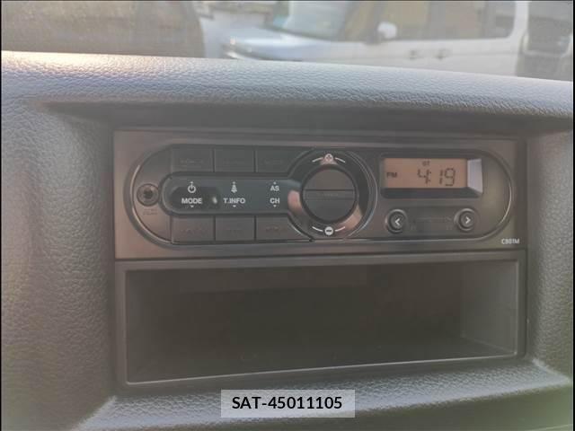 Nissan NV350 Caravan 2017-05 6015360-9