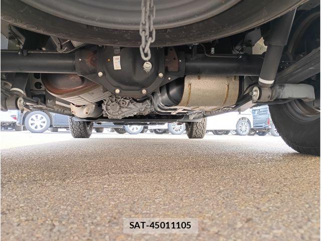 Nissan NV350 Caravan 2017-05 6015360-19