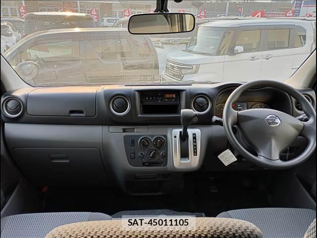 Nissan NV350 Caravan 2017-05 6015360-2