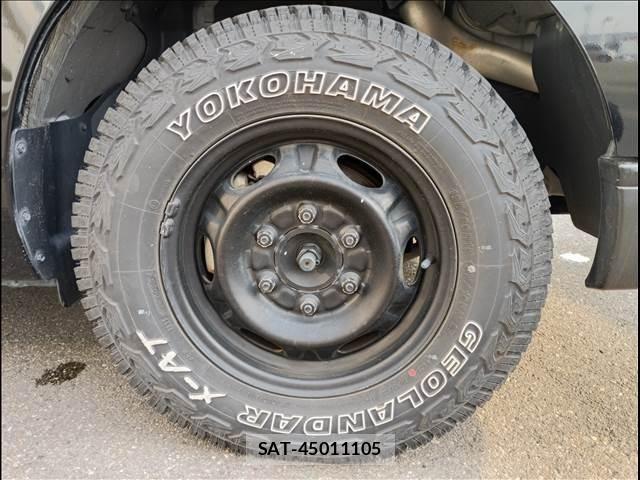 Nissan NV350 Caravan 2017-05 6015360-6