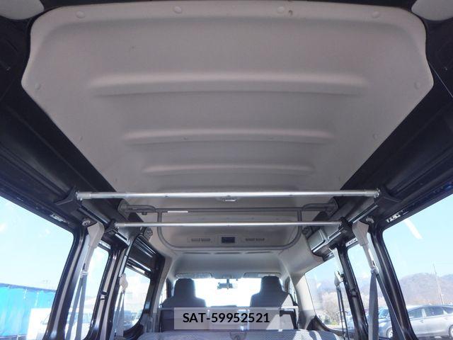 Nissan NV350 Caravan 2020-01 6265442-7