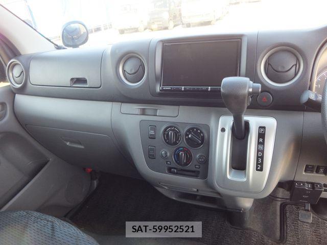 Nissan NV350 Caravan 2020-01 6265442-14