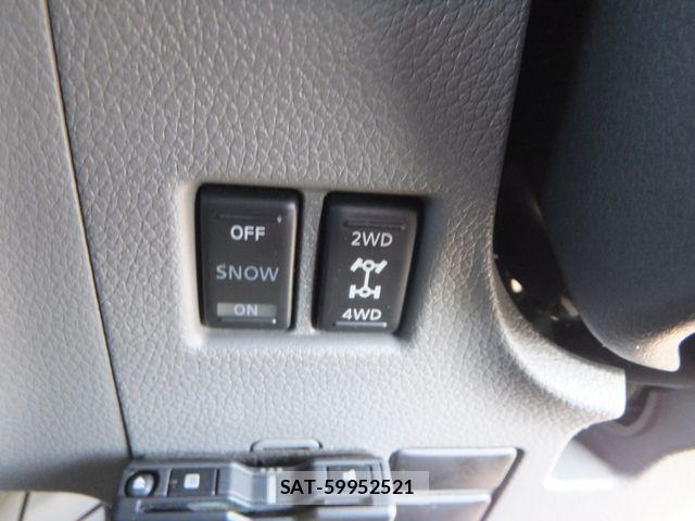 Nissan NV350 Caravan 2020-01 6265442-17