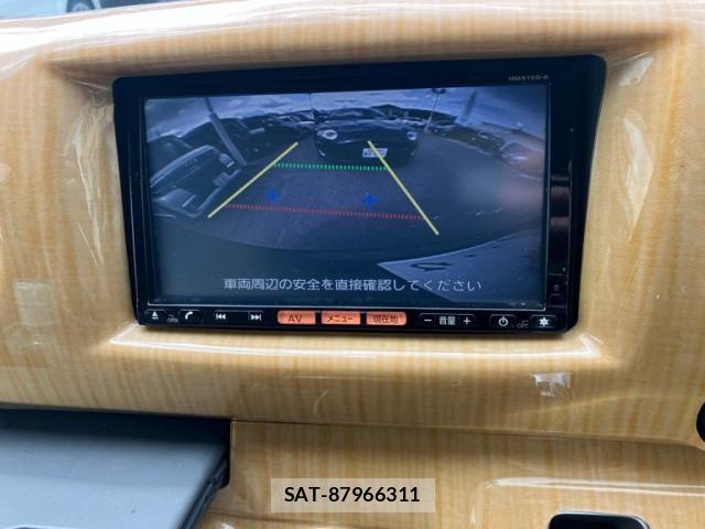 Nissan NV350 Caravan 2012-09 6613948-26