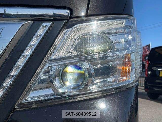 Nissan NV350 Caravan 2017-09 6673052-14