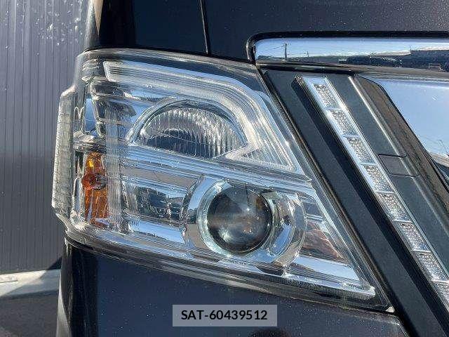 Nissan NV350 Caravan 2017-09 6673052-25