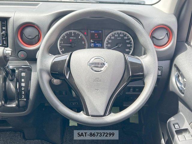 Nissan NV350 Caravan 2021-02 6677386-11