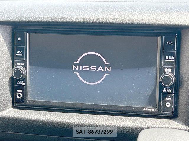 Nissan NV350 Caravan 2021-02 6677386-3