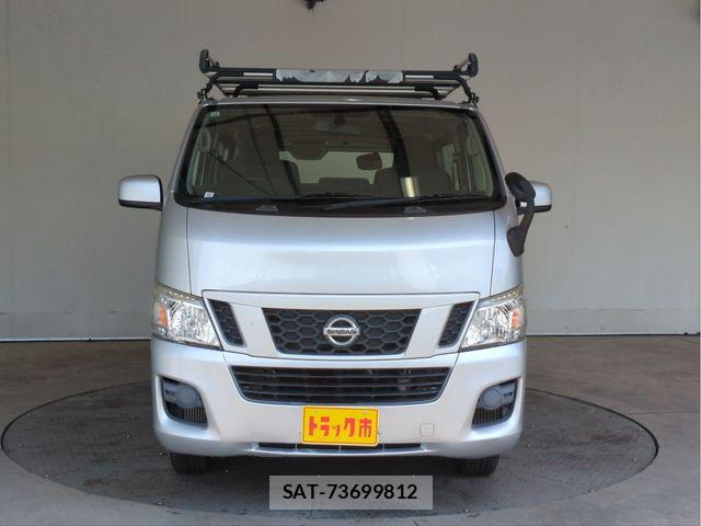 Nissan NV350 Caravan 2017-09 6910739-17