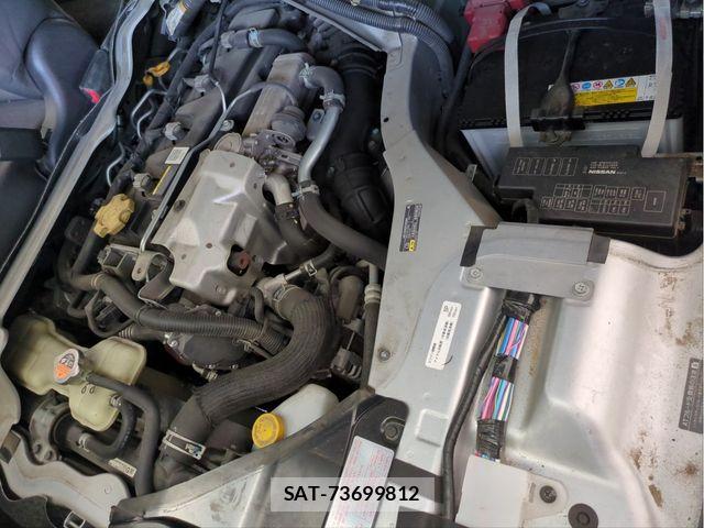 Nissan NV350 Caravan 2017-09 6910739-26