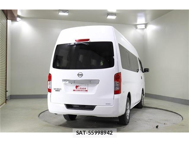 Nissan NV350 Caravan 2016-03 6910734-9