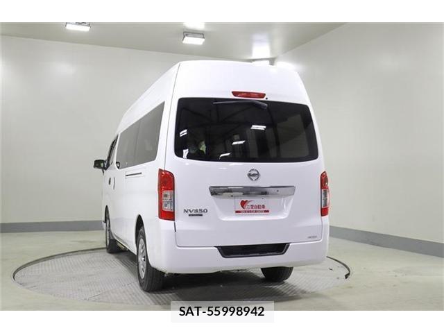 Nissan NV350 Caravan 2016-03 6910734-6