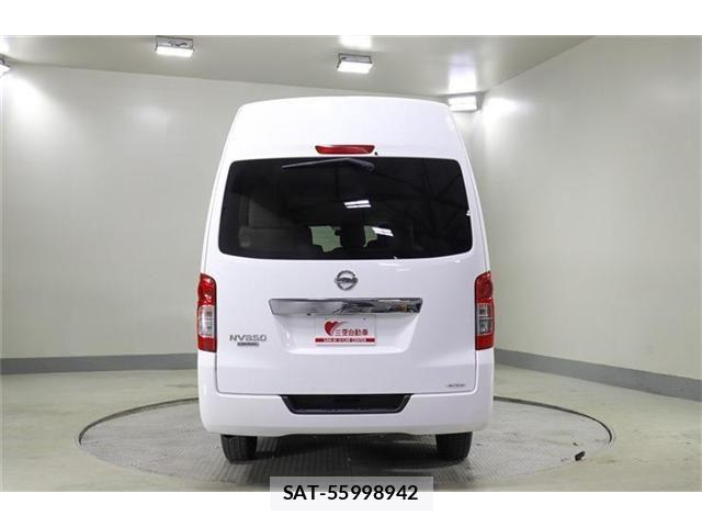 Nissan NV350 Caravan 2016-03 6910734-8
