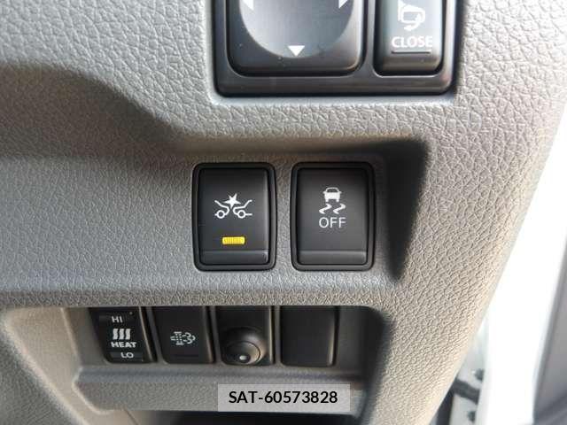 Nissan NV350 Caravan 2018-03 6910735-4