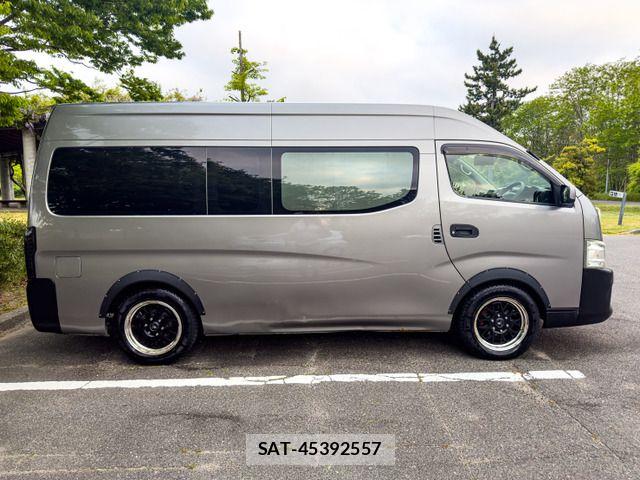 Nissan NV350 Caravan 2015-05 6910737-4