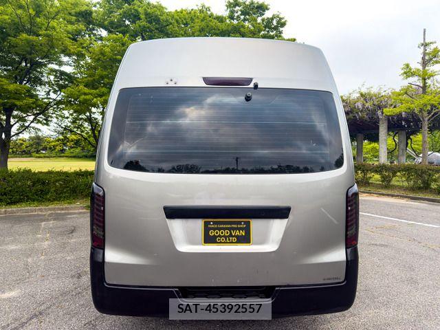 Nissan NV350 Caravan 2015-05 6910737-7