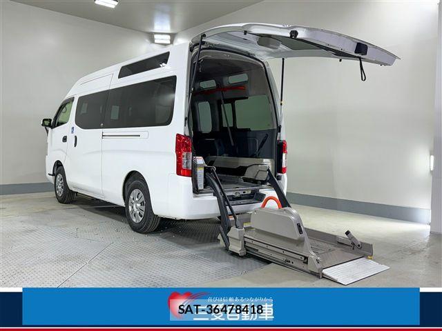 Nissan NV350 Caravan 2016-03 6910732-0
