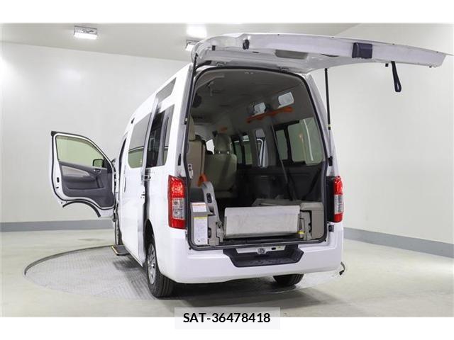 Nissan NV350 Caravan 2016-03 6910732-6
