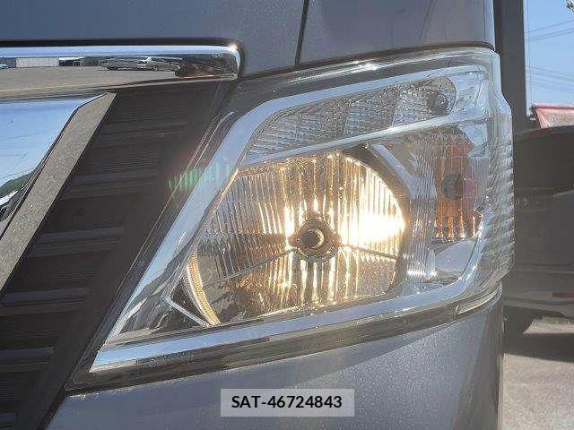 Nissan NV350 Caravan 2018-04 6996709-13