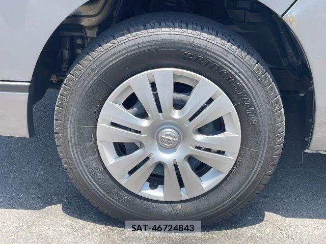 Nissan NV350 Caravan 2018-04 6996709-28