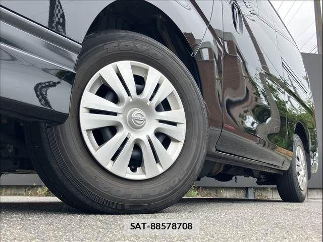 Nissan NV350 Caravan 2015-03 7060079-9