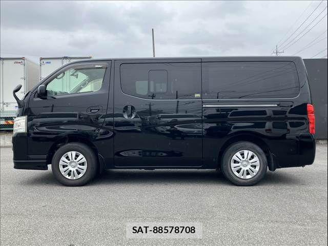 Nissan NV350 Caravan 2015-03 7060079-13