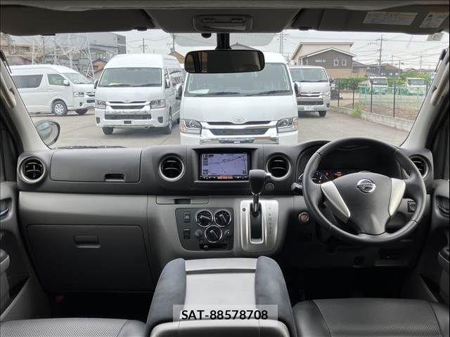 Nissan NV350 Caravan 2015-03 7060079-3