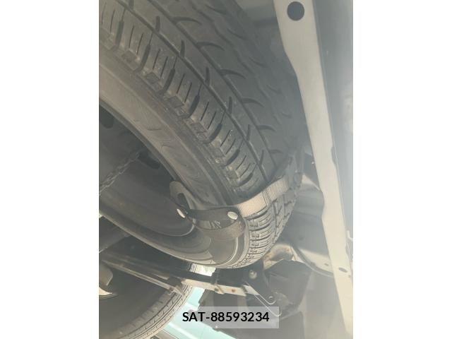 Nissan NV350 Caravan 2015-03 7060084-23