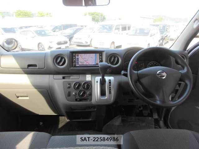 Nissan NV350 Caravan 2020-10 7060081-9