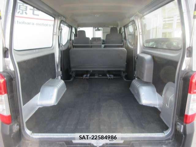 Nissan NV350 Caravan 2020-10 7060081-13