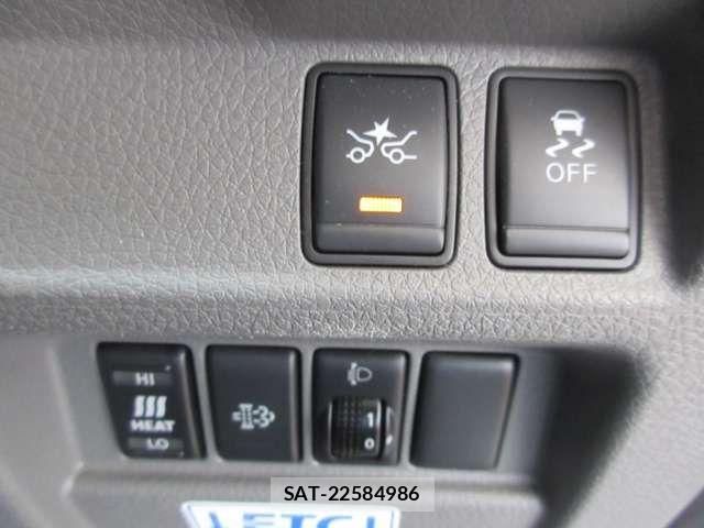 Nissan NV350 Caravan 2020-10 7060081-4