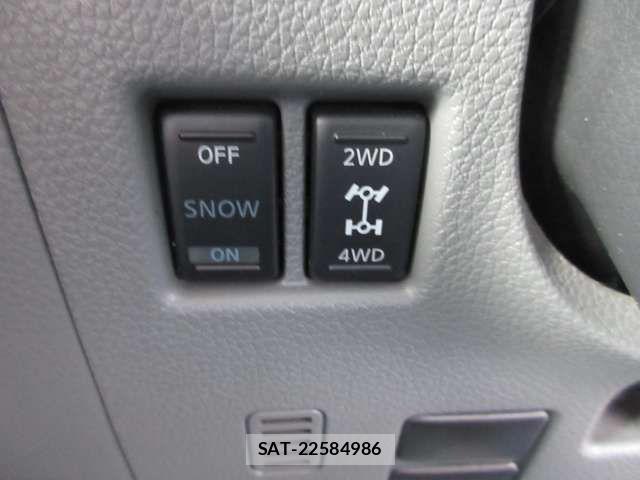 Nissan NV350 Caravan 2020-10 7060081-6