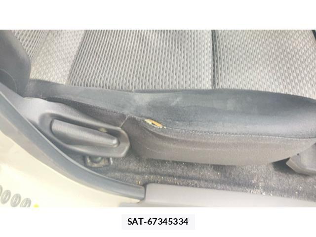 Nissan NV350 Caravan 2012-08 7223186-29