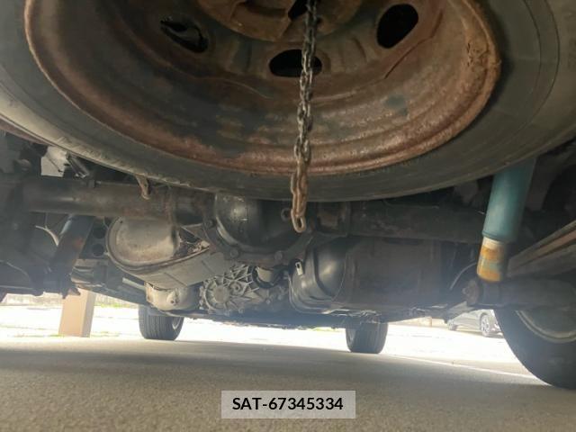 Nissan NV350 Caravan 2012-08 7223186-6