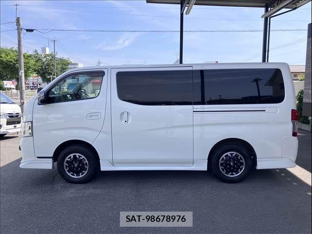 Nissan NV350 Caravan 2020-11 7223190-13