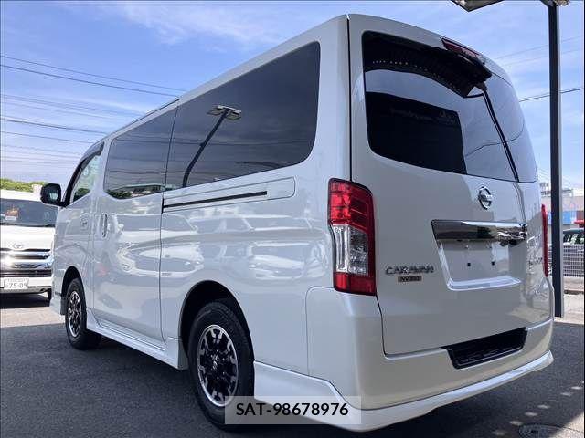 Nissan NV350 Caravan 2020-11 7223190-15