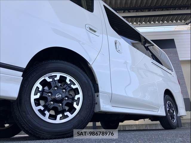 Nissan NV350 Caravan 2020-11 7223190-8