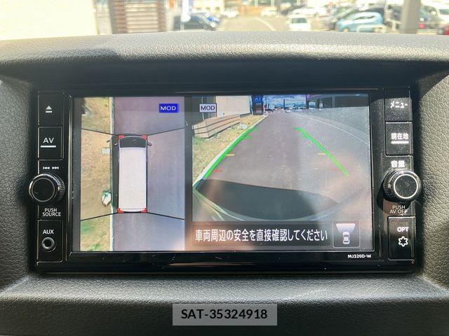 Nissan NV350 Caravan 2021-02 7223192-29