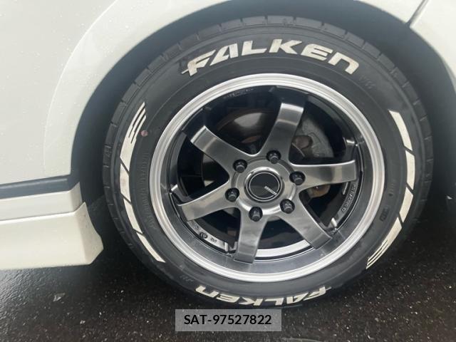 Nissan NV350 Caravan 2012-09 7223183-3
