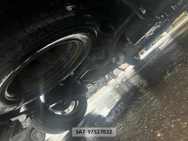 Nissan NV350 Caravan 2012-09 7223183-7