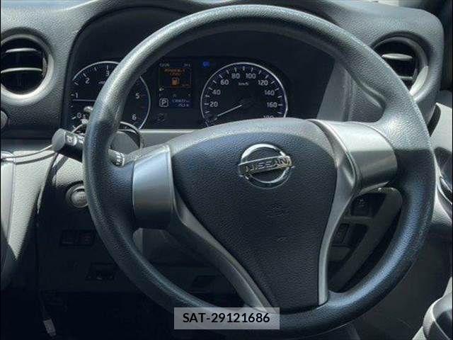Nissan NV350 Caravan 2018-04 7223185-15