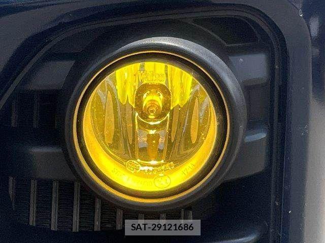 Nissan NV350 Caravan 2018-04 7223185-17