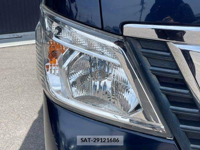 Nissan NV350 Caravan 2018-04 7223185-27