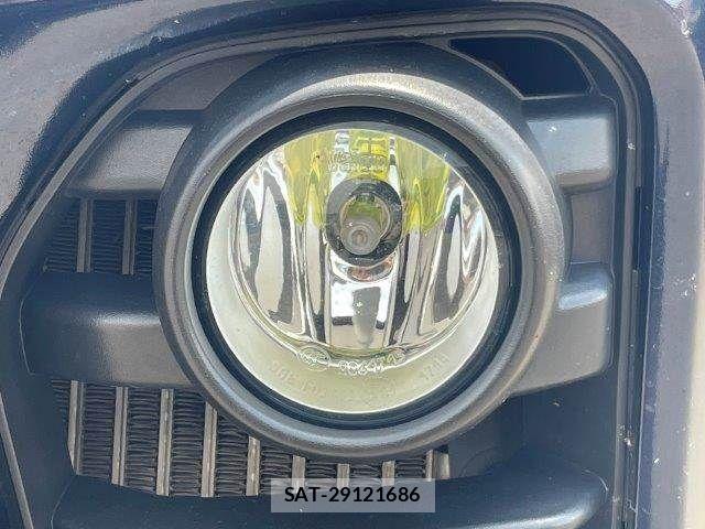 Nissan NV350 Caravan 2018-04 7223185-28