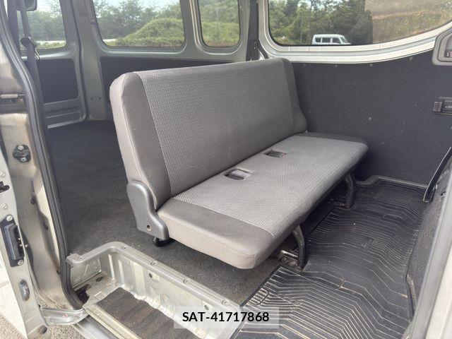Nissan NV350 Caravan 2014-09 7251817-16