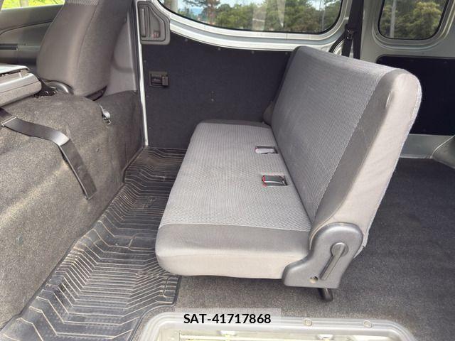 Nissan NV350 Caravan 2014-09 7251817-18