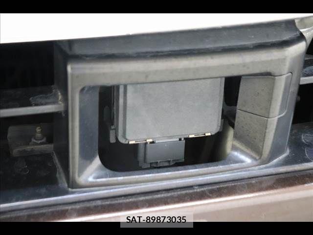 Nissan NV350 Caravan 2020-05 7272609-24